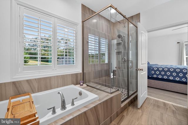 6471 SILK RD, Jeffersonton, VA 22724