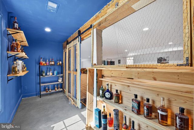 6471 SILK RD, Jeffersonton, VA 22724