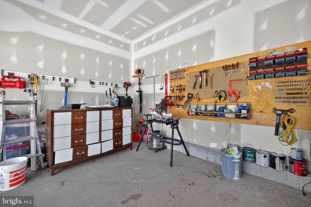 6471 SILK RD, Jeffersonton, VA 22724