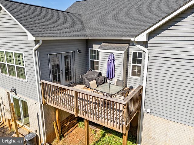 6471 SILK RD, Jeffersonton, VA 22724