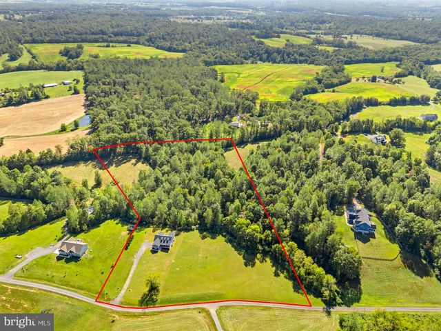 6471 SILK RD, Jeffersonton, VA 22724