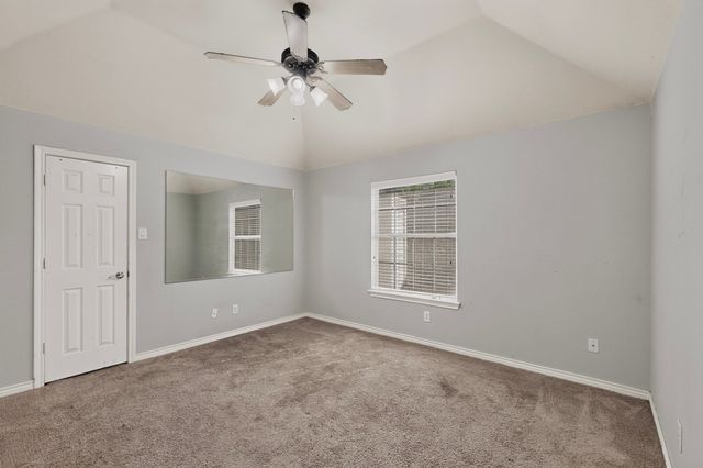5919 Ridgeway Drive, Grand Prairie, TX 75052