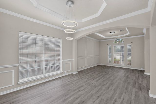 5919 Ridgeway Drive, Grand Prairie, TX 75052