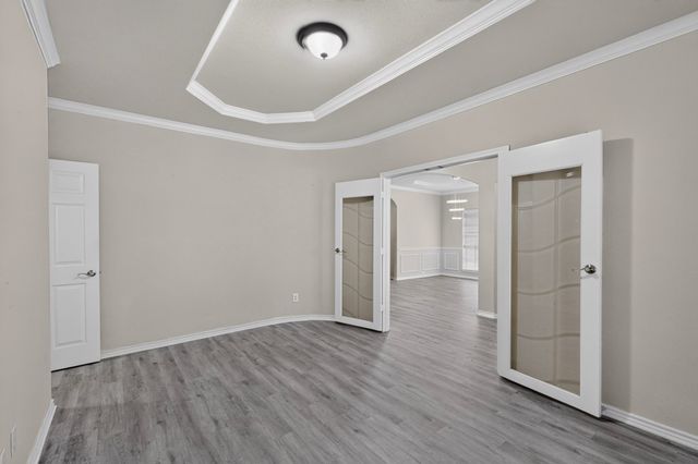 5919 Ridgeway Drive, Grand Prairie, TX 75052