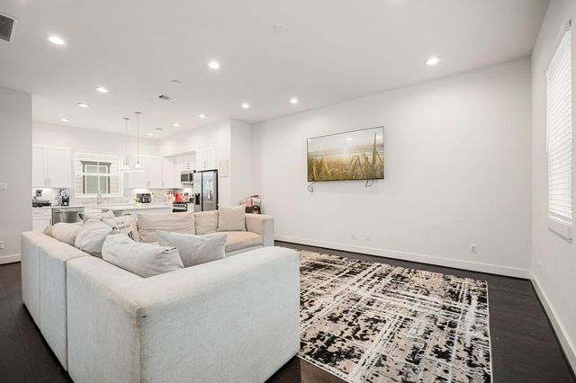 5434 Wheatley Street B, Houston, TX 77091