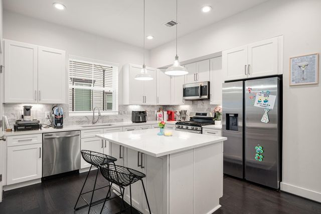5434 Wheatley Street B, Houston, TX 77091