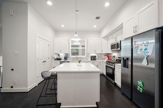 5434 Wheatley Street B, Houston, TX 77091