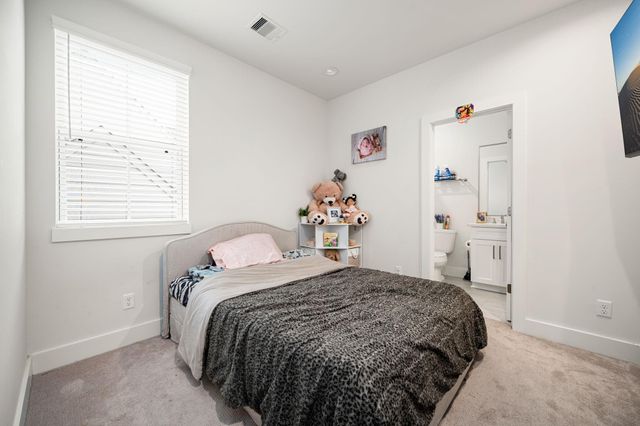 5434 Wheatley Street B, Houston, TX 77091