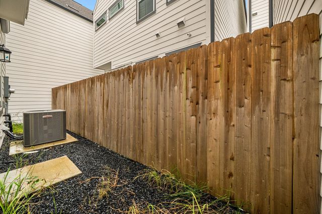 5434 Wheatley Street B, Houston, TX 77091