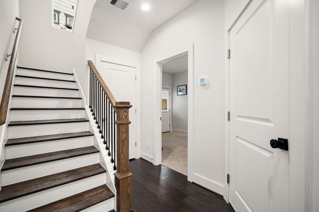 5434 Wheatley Street B, Houston, TX 77091
