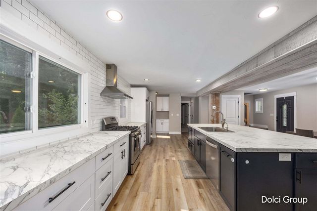 2198 Trillium Lane, Grand Rapids, MI 49534