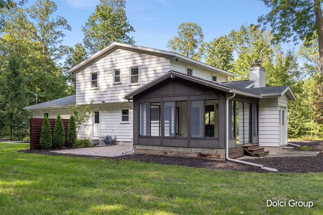 2198 Trillium Lane, Grand Rapids, MI 49534