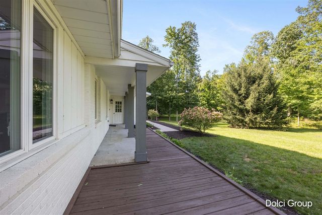 2198 Trillium Lane, Grand Rapids, MI 49534