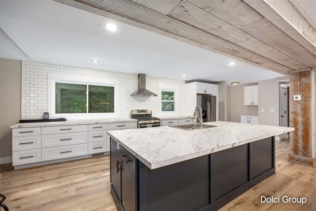 2198 Trillium Lane, Grand Rapids, MI 49534