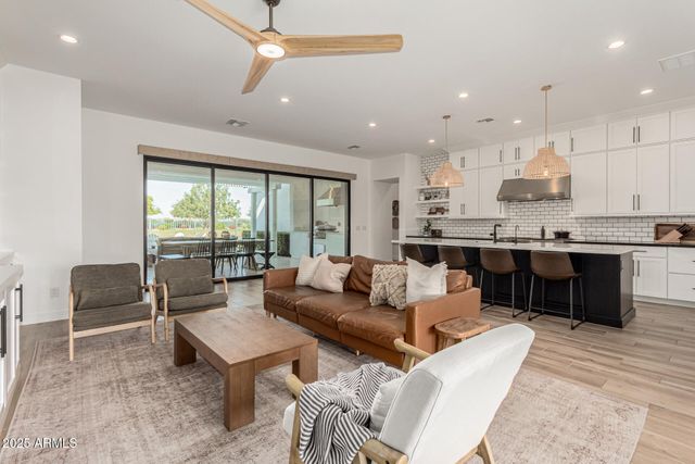 17546 W MONTPELIER Street, Surprise, AZ 85388