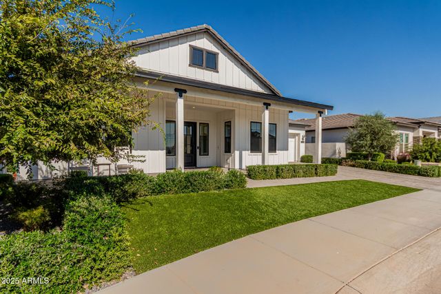 17546 W MONTPELIER Street, Surprise, AZ 85388