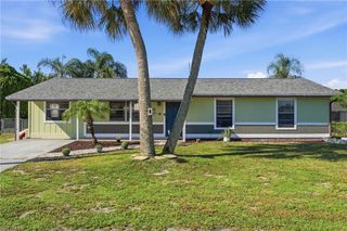 19368 Coraltree CT, Lehigh Acres, FL 33936