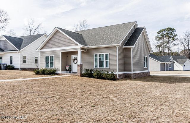 72 Wildberry Drive, Rocky Mount, NC 27804