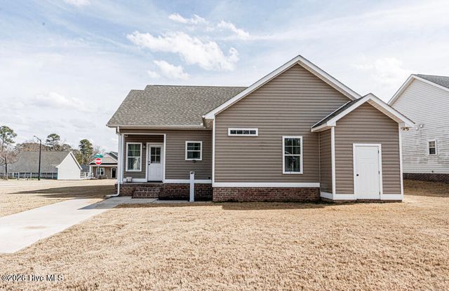 72 Wildberry Drive, Rocky Mount, NC 27804