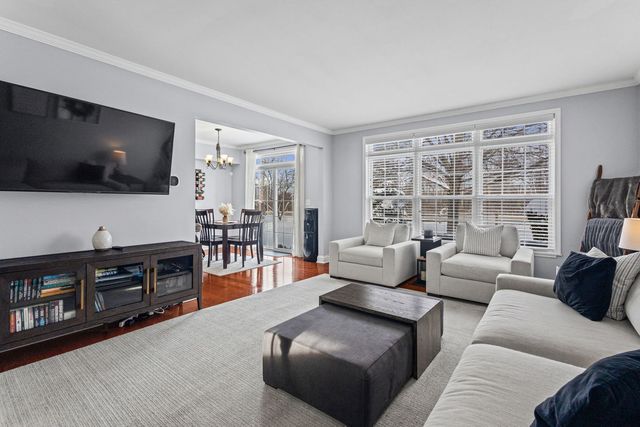 16703 S Sunset Ridge Court, Lockport, IL 60441