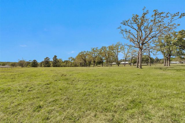 2275 N Fm 1486, Montgomery, TX 77356