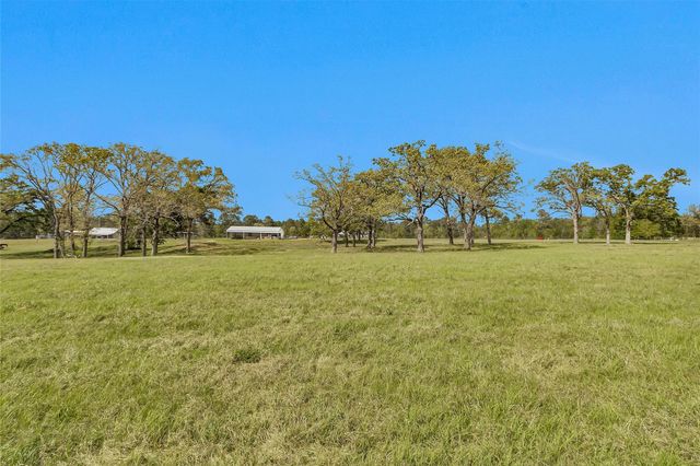 2275 N Fm 1486, Montgomery, TX 77356