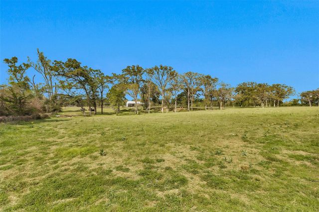 2275 N Fm 1486, Montgomery, TX 77356