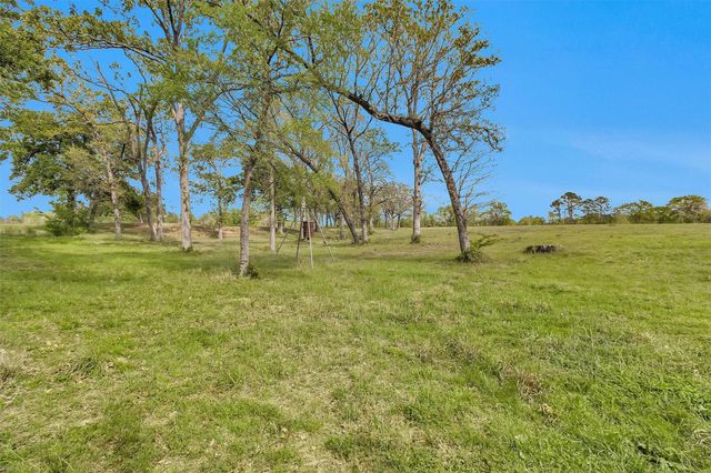 2275 N Fm 1486, Montgomery, TX 77356
