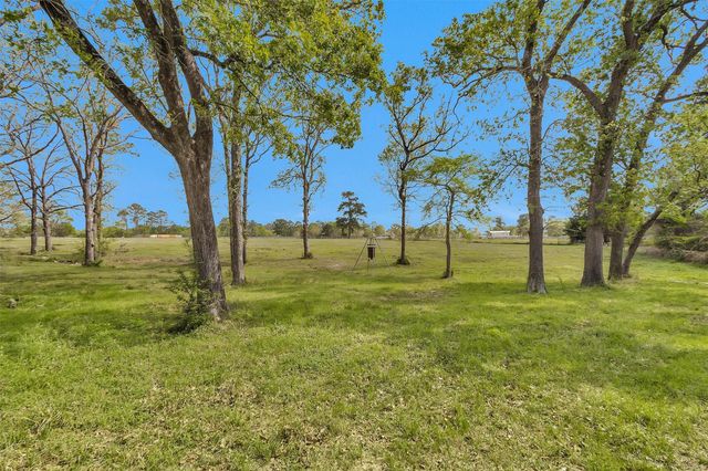 2275 N Fm 1486, Montgomery, TX 77356