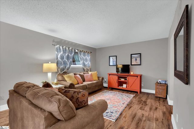 1 Briarcreek Place, Greenville, SC 29615