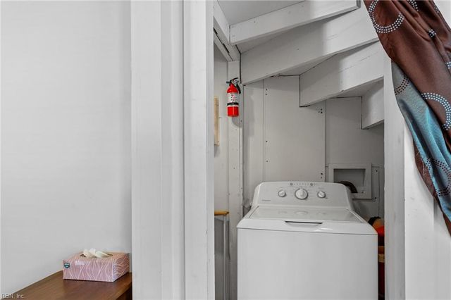 1233 Little Bay AVE, Norfolk, VA 23503