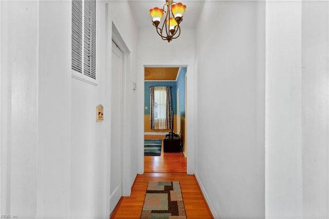 1233 Little Bay AVE, Norfolk, VA 23503