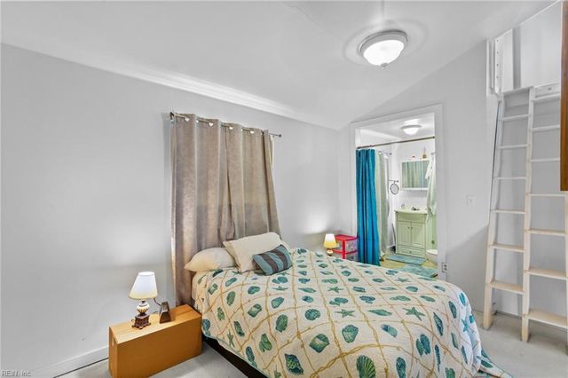 1233 Little Bay AVE, Norfolk, VA 23503