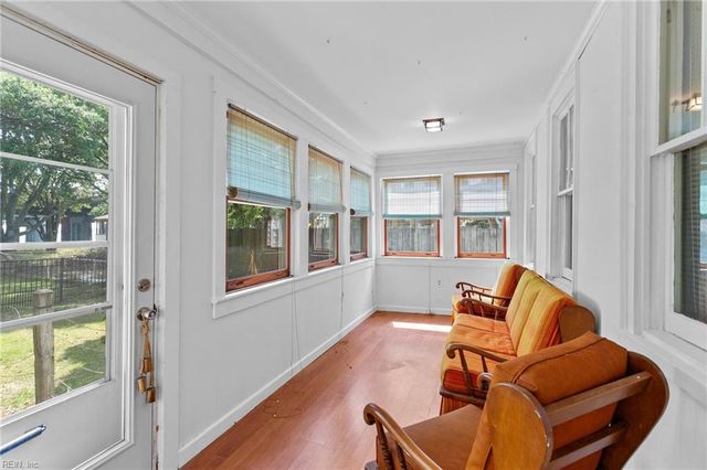 1233 Little Bay AVE, Norfolk, VA 23503