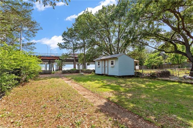 1233 Little Bay AVE, Norfolk, VA 23503