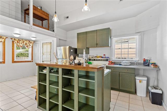 1233 Little Bay AVE, Norfolk, VA 23503