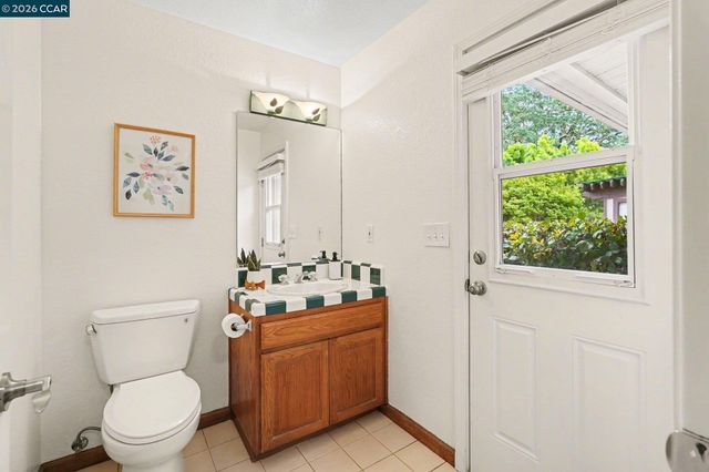 4885 Milden Rd, Martinez, CA 94553