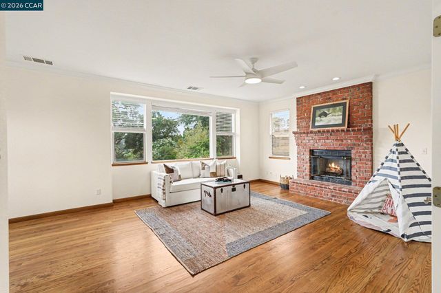 4885 Milden Rd, Martinez, CA 94553