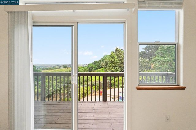 4885 Milden Rd, Martinez, CA 94553