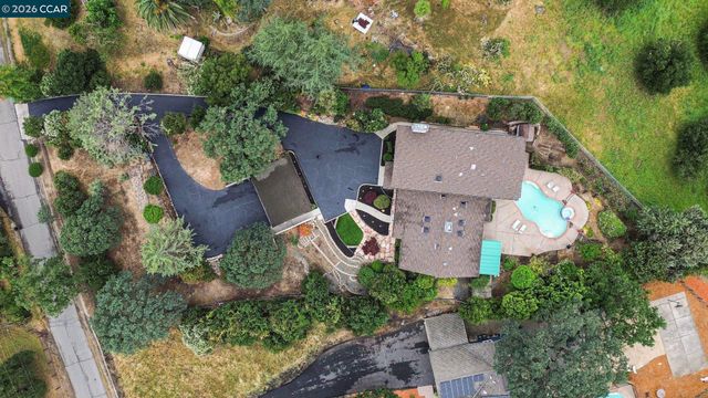 4885 Milden Rd, Martinez, CA 94553