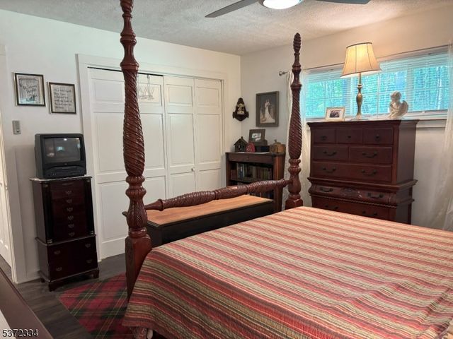 38 Mary Jones Rd, Hampton Twp., NJ 07860