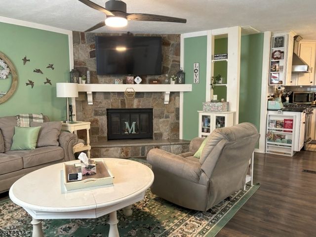 38 Mary Jones Rd, Hampton Twp., NJ 07860