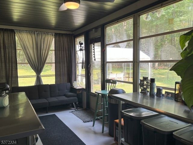 38 Mary Jones Rd, Hampton Twp., NJ 07860