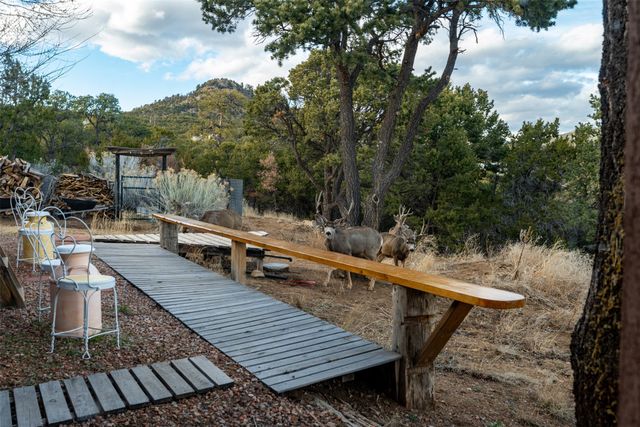 7675-C Old Santa Fe, Santa Fe, NM 87505