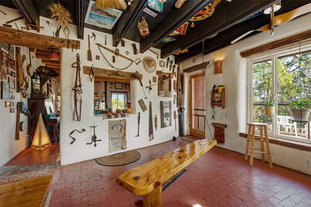 7675-C Old Santa Fe, Santa Fe, NM 87505