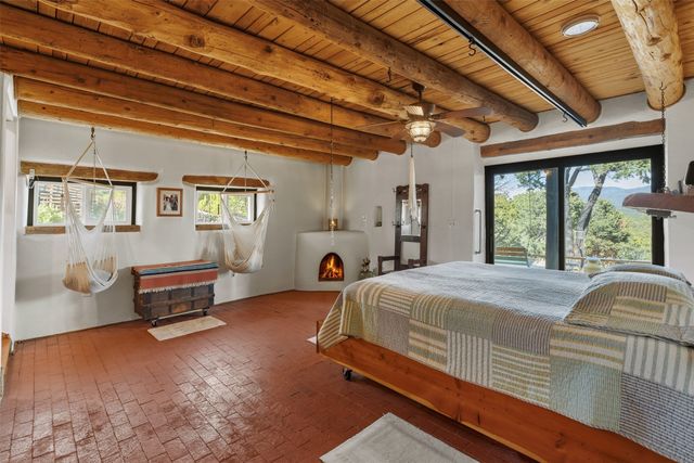 7675-C Old Santa Fe, Santa Fe, NM 87505