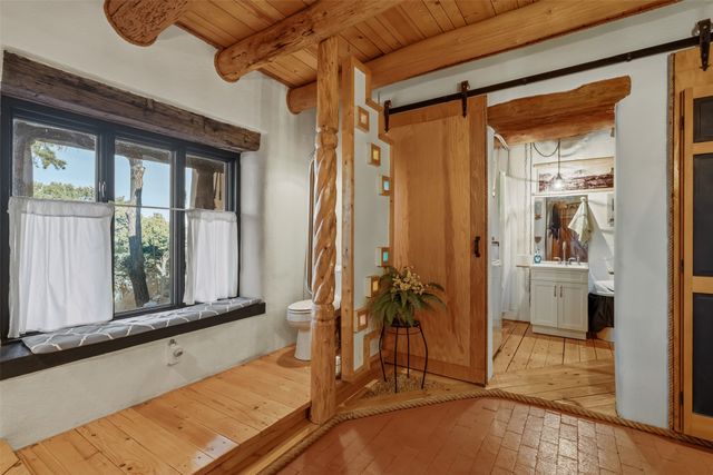 7675-C Old Santa Fe, Santa Fe, NM 87505