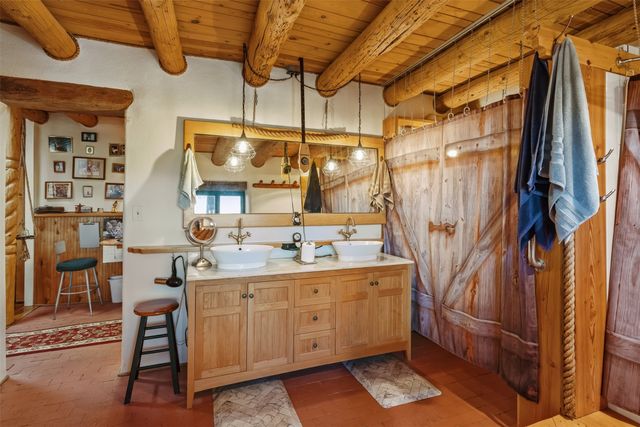 7675-C Old Santa Fe, Santa Fe, NM 87505