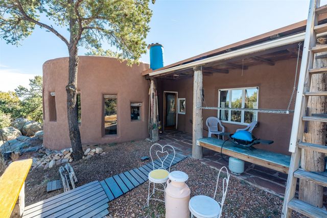 7675-C Old Santa Fe, Santa Fe, NM 87505