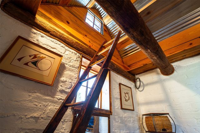 7675-C Old Santa Fe, Santa Fe, NM 87505